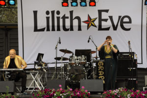 Lilith Eve i Kungsan med Grape